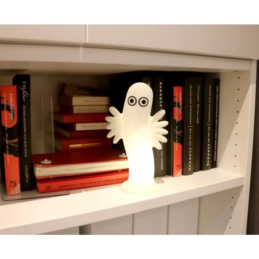 Muumi Hattivatti 20cm Yövalo Lahjarasiassa 4 Muumi Hattivatti 20cm Yövalo Lahjarasiassa - Image 2