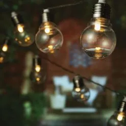 Eurolamp IP44 LED-valopallosarja